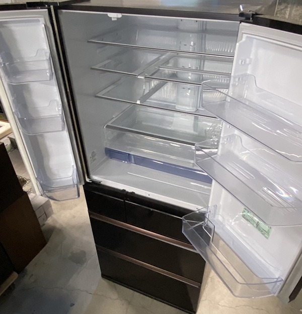 ⼤型冷蔵庫